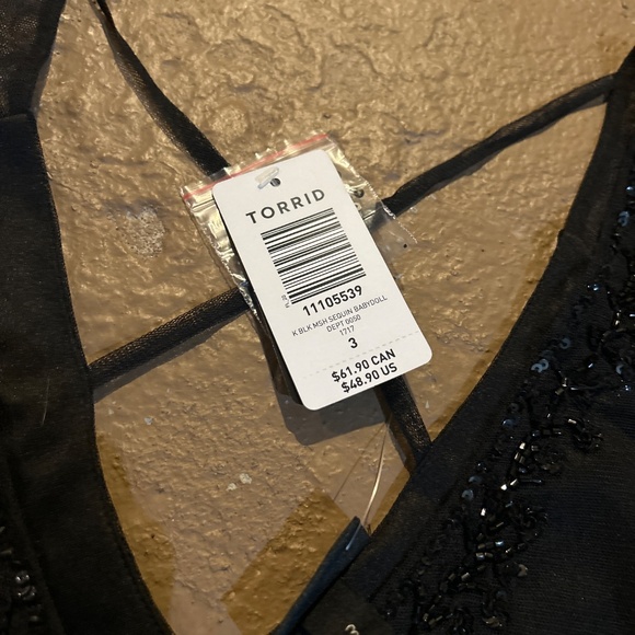 Torrid holiday top - Picture 3 of 3